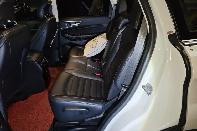 Used Ford Edge 2016 EcoBoost 245 Two-Wheel-Drive Titanium 7-Seater Left Rear Seat