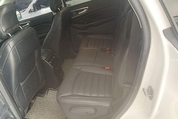 Used Ford Edge 2016 EcoBoost 245 Two-Wheel-Drive Titanium 7-Seater Left Rear Seat