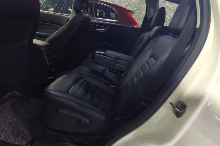 Used Ford Edge 2016 EcoBoost 245 Two-Wheel-Drive Titanium 7-Seater Left Rear Seat