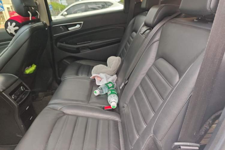 Used Ford Edge 2016 EcoBoost 245 Two-Wheel-Drive Titanium 7-Seater Left Rear Seat