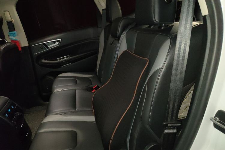 Used Ford Edge 2016 EcoBoost 330 V6 Four-Wheel Drive Sporty 7-Seater Left Rear Seat