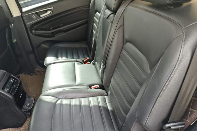 Used Ford Edge 2016 EcoBoost 245 Two-Wheel-Drive Titanium 7-Seater Left Rear Seat