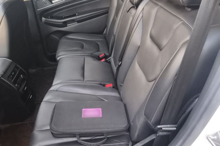 Used Ford Edge 2016 EcoBoost 245 Four-Wheel Drive Titanium 7-Seater Left Rear Seat