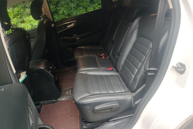 Used Ford Edge 2016 EcoBoost 245 Two-Wheel-Drive Titanium 7-Seater Left Rear Seat