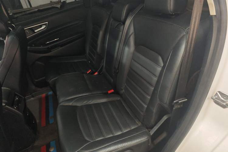 Used Ford Edge 2016 EcoBoost 245 Two-Wheel-Drive Titanium 7-Seater Left Rear Seat