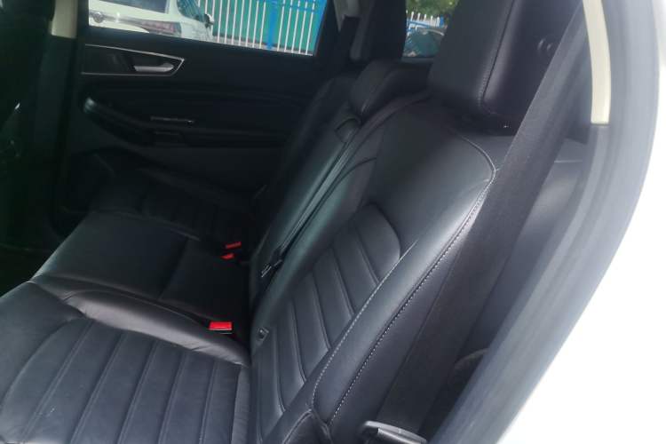 Used Ford Edge 2016 EcoBoost 245 Two-Wheel-Drive Titanium 7-Seater Left Rear Seat