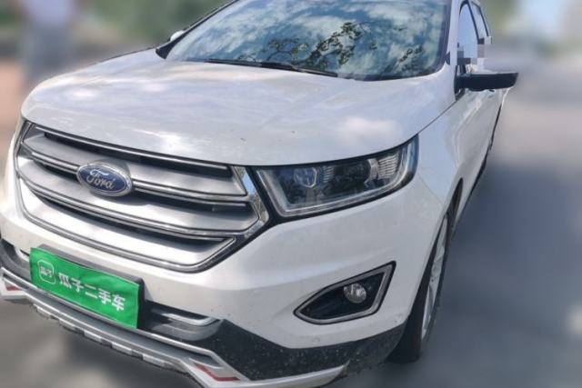 Ford Edge 2016 EcoBoost 245 Four-Wheel Drive Titanium 7-Seater с пробегом