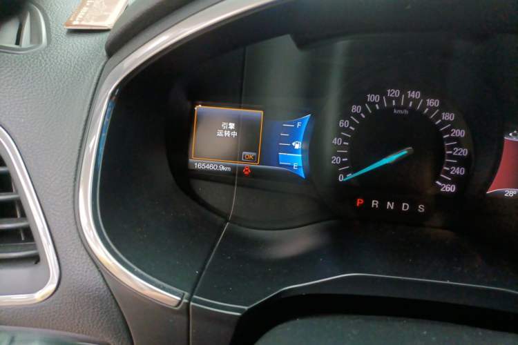 Used Ford Edge 2016 EcoBoost 245 Four-Wheel Drive Titanium Edition 7-Seater Odometer Close Up