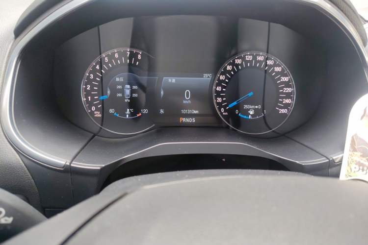 Used Ford Edge 2016 EcoBoost 245 Four-Wheel Drive Titanium 7-Seater Odometer Close Up