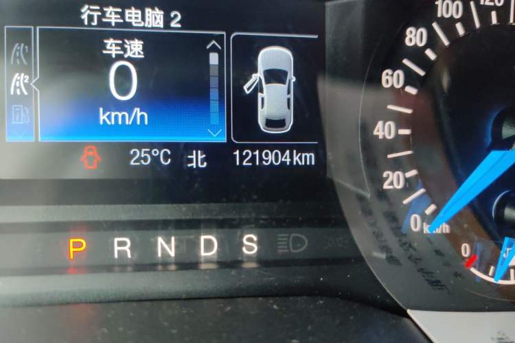 Used Ford Edge 2016 EcoBoost 245 Two-Wheel-Drive Titanium 5-Seater Odometer Close Up