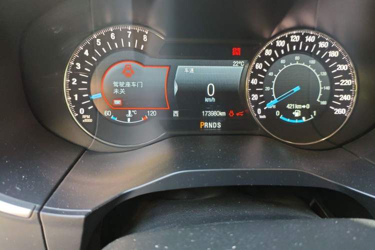 Used Ford Edge 2016 EcoBoost 245 Four-Wheel Drive Titanium 7-Seater Odometer Close Up