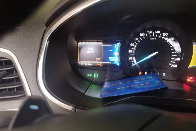 Used Ford Edge 2016 EcoBoost 245 Four-Wheel Drive Titanium Edition 7-Seater Odometer Close Up