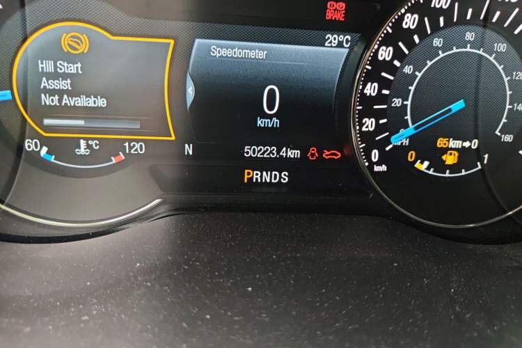 Used Ford Edge 2016 EcoBoost 245 Four-Wheel Drive Titanium 7-Seater Odometer Close Up