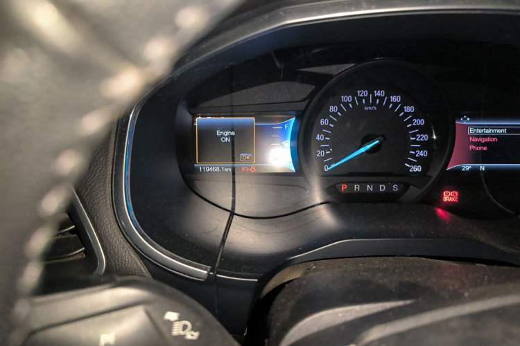 Used Ford Edge 2016 EcoBoost 245 Four-Wheel Drive Titanium Edition 7-Seater Odometer Close Up