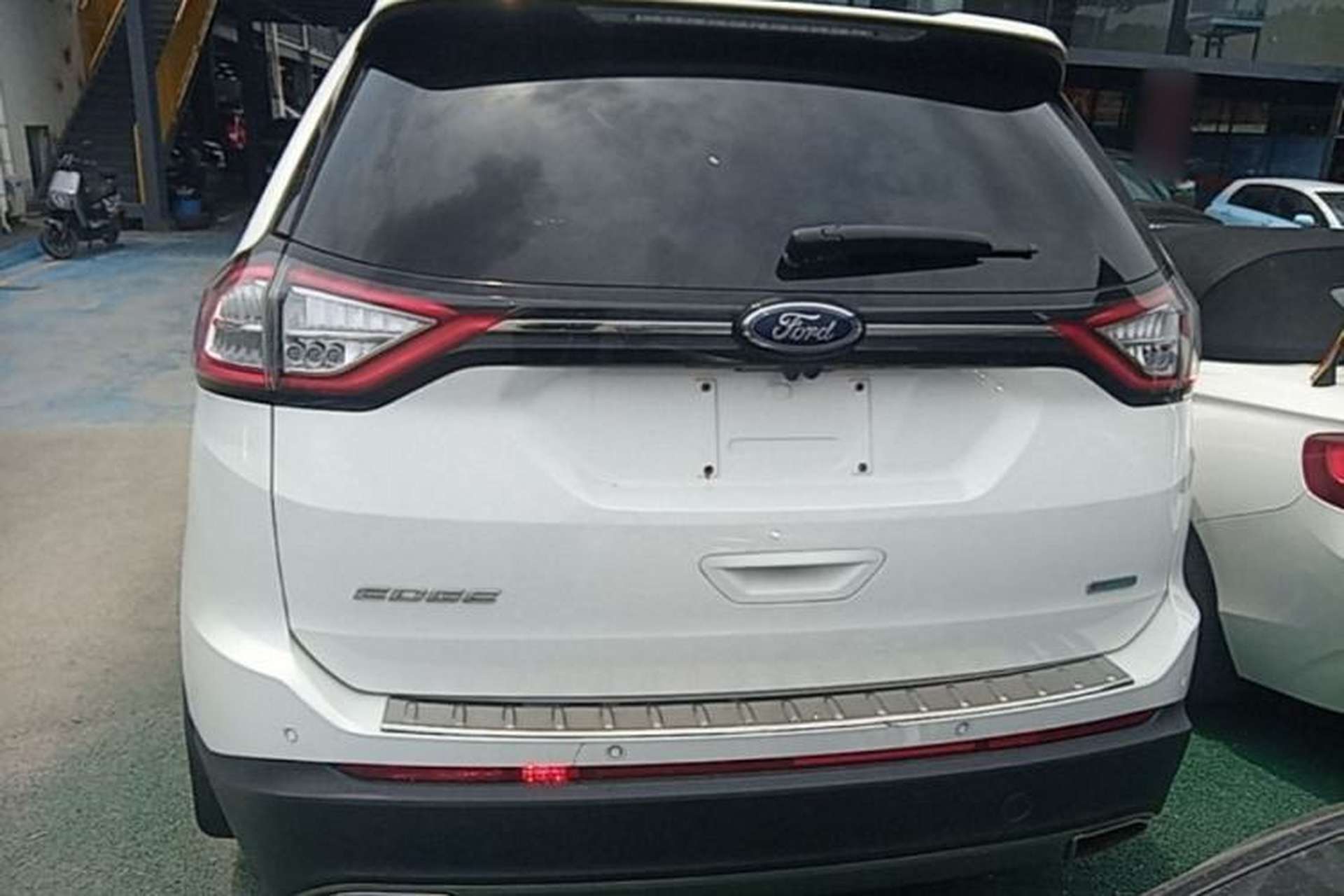 Used Ford Edge 2016 EcoBoost 245 Two-Wheel-Drive Titanium 5-Seater Rear