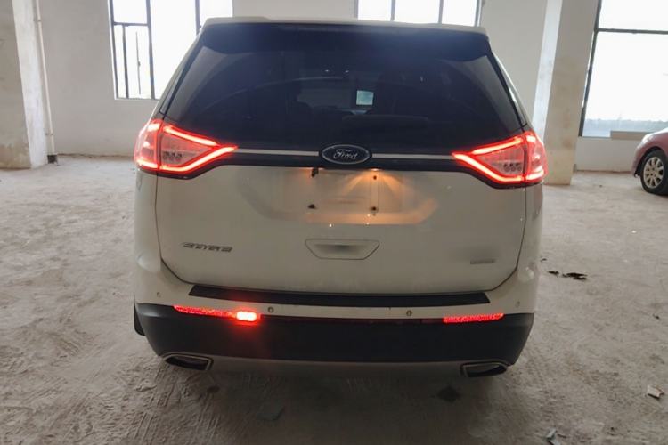 Used Ford Edge 2016 EcoBoost 245 Two-Wheel-Drive Titanium 5-Seater Rear