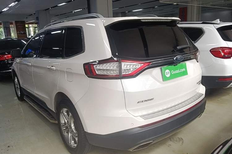Used Ford Edge 2016 EcoBoost 245 Two-Wheel-Drive Titanium 7-Seater Rear Left 45 Deg