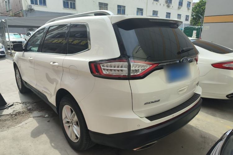 Used Ford Edge 2016 EcoBoost 245 Two-Wheel-Drive Platinum Edition 7-Seater Rear Left 45 Deg