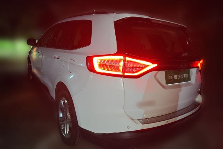 Used Ford Edge 2016 EcoBoost 245 Two-Wheel-Drive Titanium 7-Seater Rear Left 45 Deg