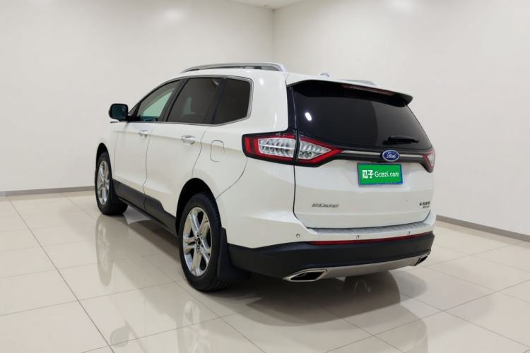 Used Ford Edge 2016 EcoBoost 245 Two-Wheel-Drive Titanium 7-Seater Rear Left 45 Deg