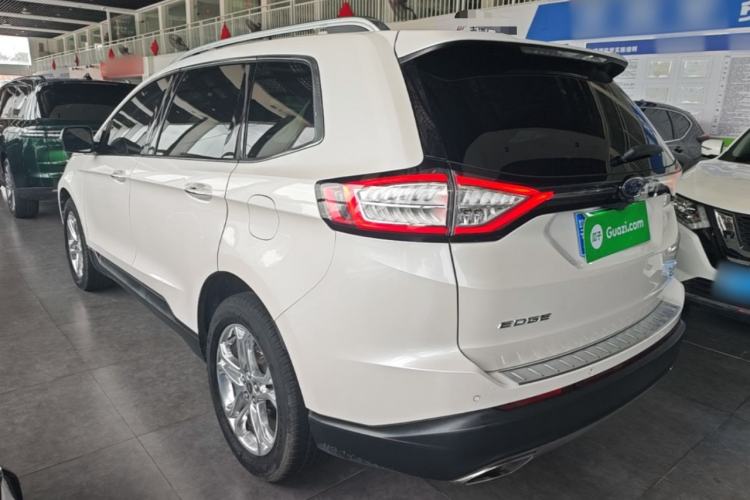 Used Ford Edge 2016 EcoBoost 245 Two-Wheel-Drive Titanium 7-Seater Rear Left 45 Deg