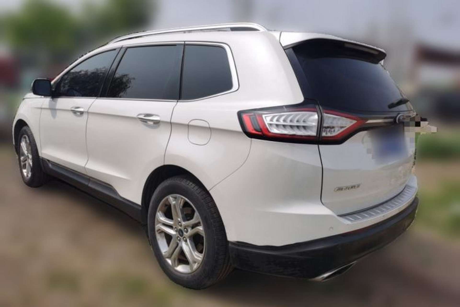 Used Ford Edge 2016 EcoBoost 245 Two-Wheel-Drive Titanium 7-Seater Rear Left 45 Deg