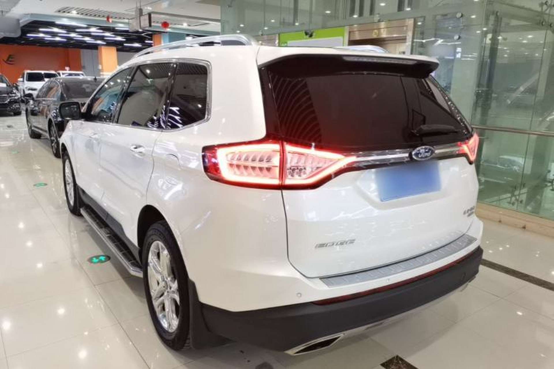 Used Ford Edge 2016 EcoBoost 245 Two-Wheel-Drive Titanium 7-Seater Rear Left 45 Deg