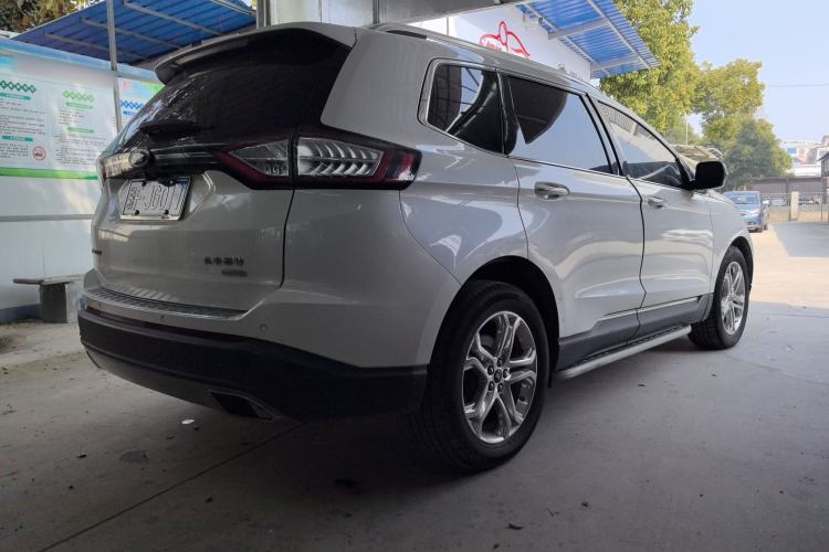 Used Ford Edge 2016 EcoBoost 245 Two-Wheel-Drive Titanium 7-Seater Rear Right 45 Deg