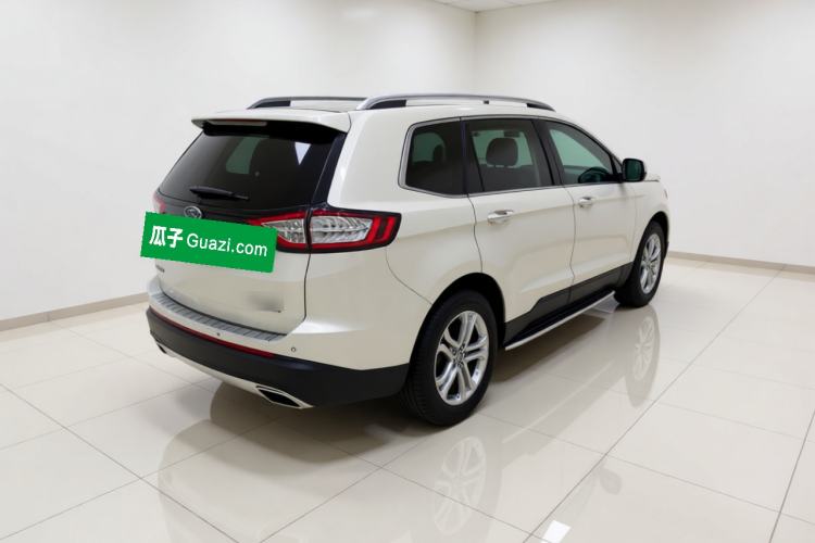 Used Ford Edge 2016 EcoBoost 245 Two-Wheel-Drive Titanium 7-Seater Rear Right 45 Deg