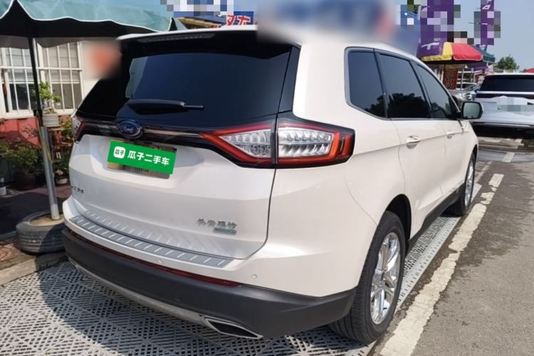 Used Ford Edge 2016 EcoBoost 245 Two-Wheel-Drive Titanium 7-Seater Rear Right 45 Deg