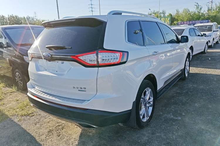 Used Ford Edge 2016 EcoBoost 245 Two-Wheel-Drive Titanium 7-Seater Rear Right 45 Deg