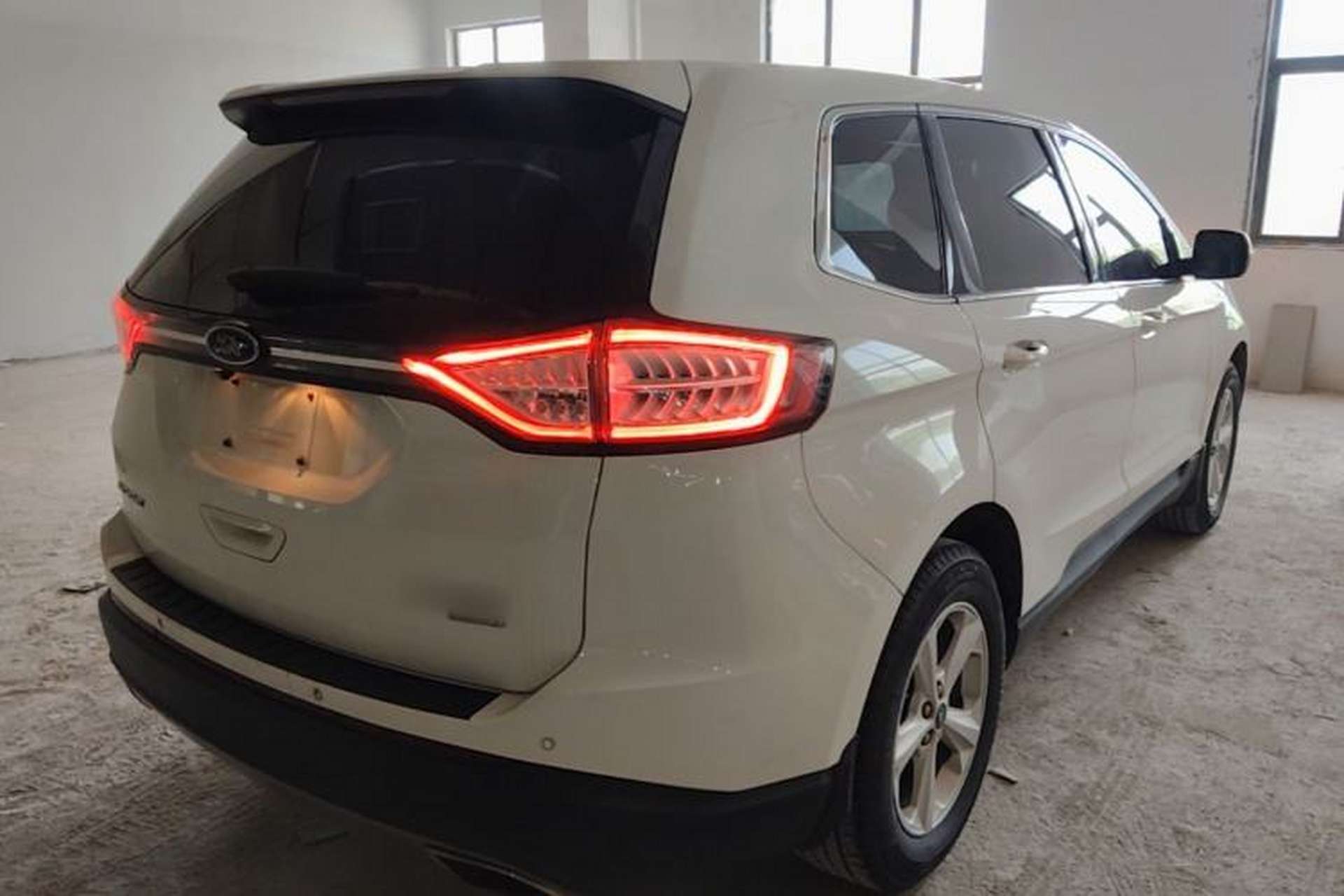 Used Ford Edge 2016 EcoBoost 245 Two-Wheel-Drive Titanium 5-Seater Rear Right 45 Deg