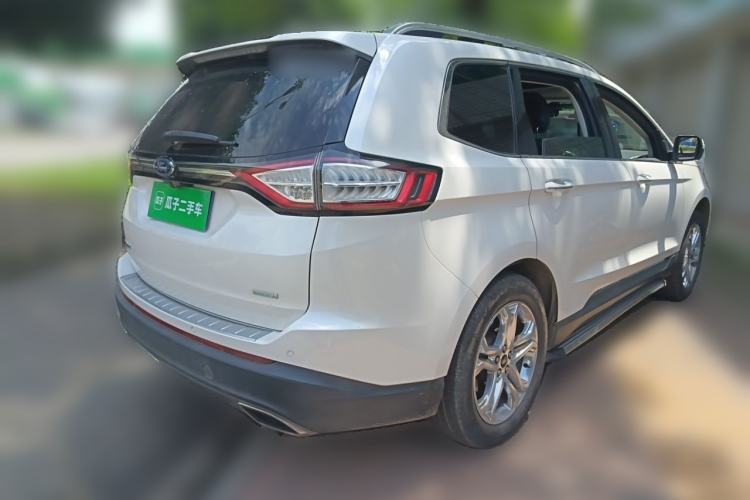 Used Ford Edge 2016 EcoBoost 245 Two-Wheel-Drive Titanium 7-Seater Rear Right 45 Deg