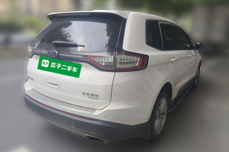 Used Ford Edge 2016 EcoBoost 245 Two-Wheel-Drive Platinum Edition 7-Seater Rear Right 45 Deg