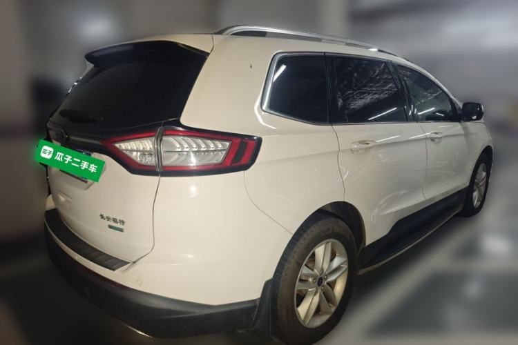 Used Ford Edge 2016 EcoBoost 245 Two-Wheel-Drive Platinum Edition 7-Seater Rear Right 45 Deg