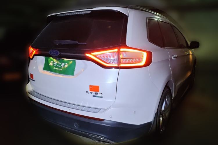 Used Ford Edge 2016 EcoBoost 245 Two-Wheel-Drive Titanium 7-Seater Rear Right 45 Deg