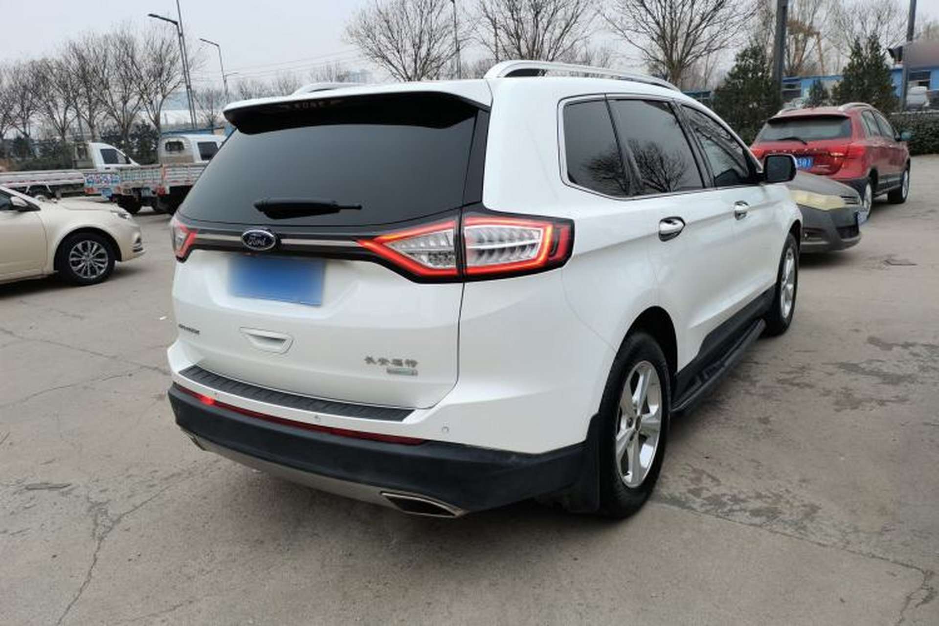 Used Ford Edge 2016 EcoBoost 245 Two-Wheel-Drive Titanium 5-Seater Rear Right 45 Deg