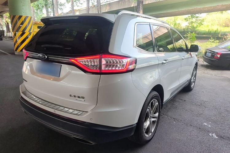 Used Ford Edge 2016 EcoBoost 245 Two-Wheel-Drive Titanium 7-Seater Rear Right 45 Deg