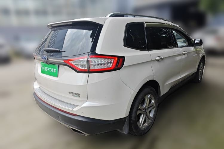 Used Ford Edge 2016 EcoBoost 245 Two-Wheel-Drive Titanium 7-Seater Rear Right 45 Deg