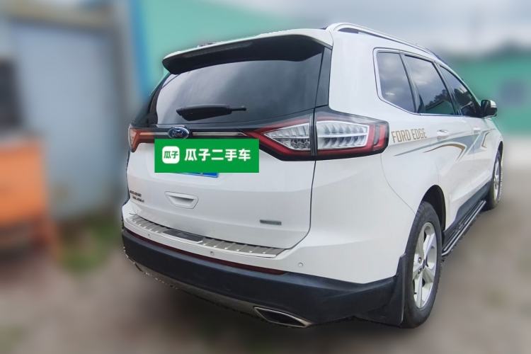 Used Ford Edge 2016 EcoBoost 245 Two-Wheel-Drive Titanium 5-Seater Rear Right 45 Deg