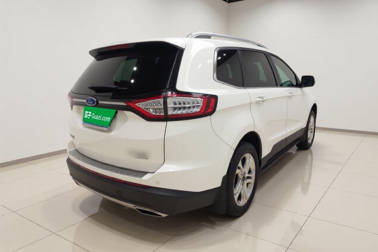 Used Ford Edge 2016 EcoBoost 245 Two-Wheel-Drive Titanium 7-Seater Rear Right 45 Deg