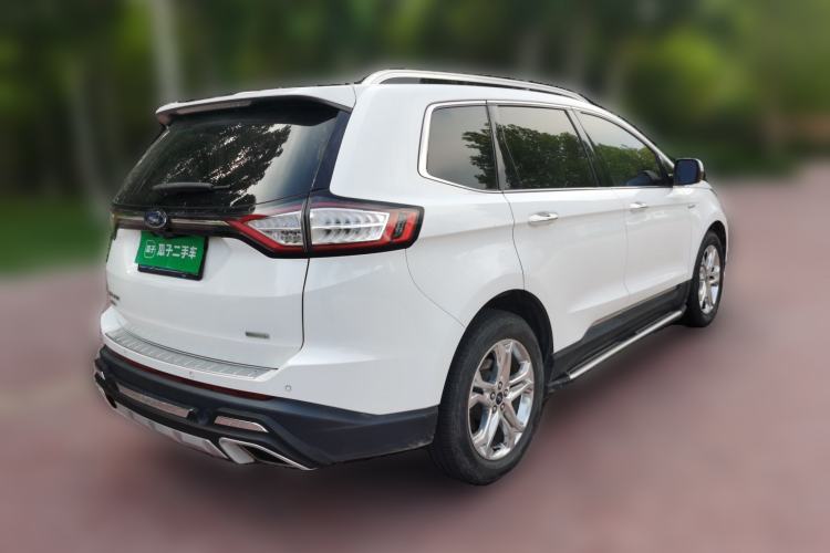 Used Ford Edge 2016 EcoBoost 245 Two-Wheel-Drive Titanium 7-Seater Rear Right 45 Deg