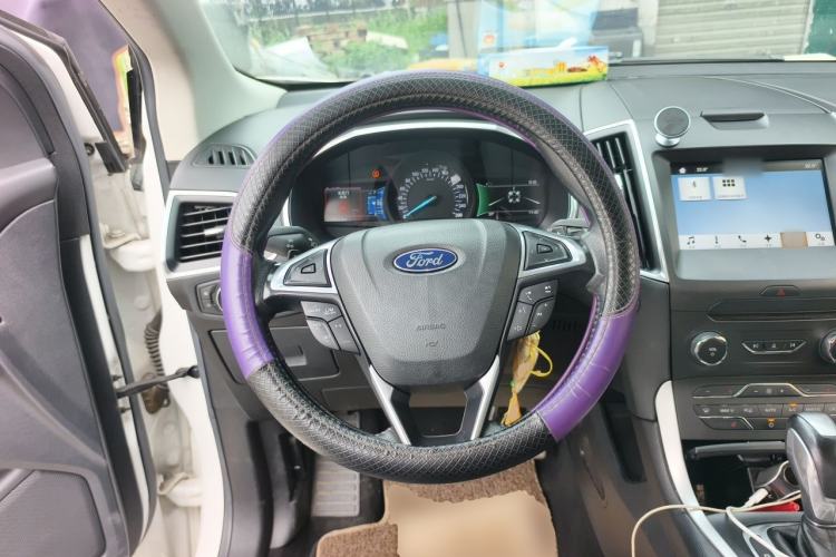 Used Ford Edge 2016 EcoBoost 245 Four-Wheel Drive Titanium Edition 7-Seater Steering Wheel