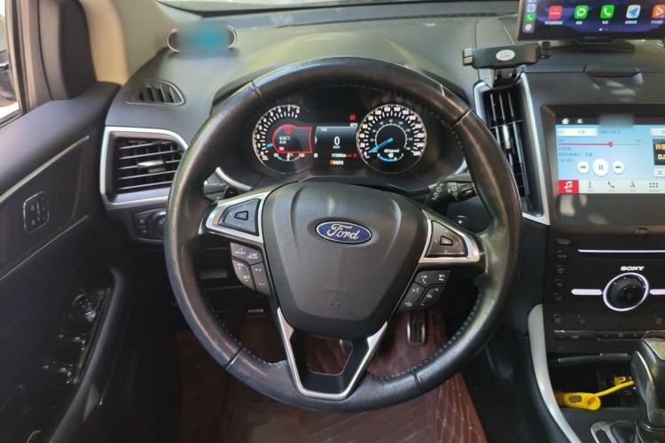 Used Ford Edge 2016 EcoBoost 245 Four-Wheel Drive Titanium 7-Seater Steering Wheel