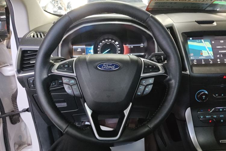 Used Ford Edge 2016 EcoBoost 245 Four-Wheel Drive Titanium Edition 7-Seater Steering Wheel