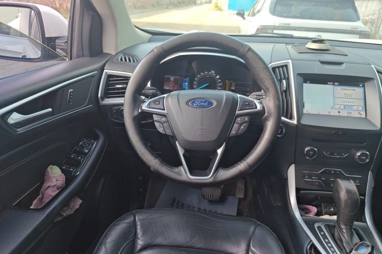 Used Ford Edge 2016 EcoBoost 245 Four-Wheel Drive Titanium Edition 7-Seater Steering Wheel