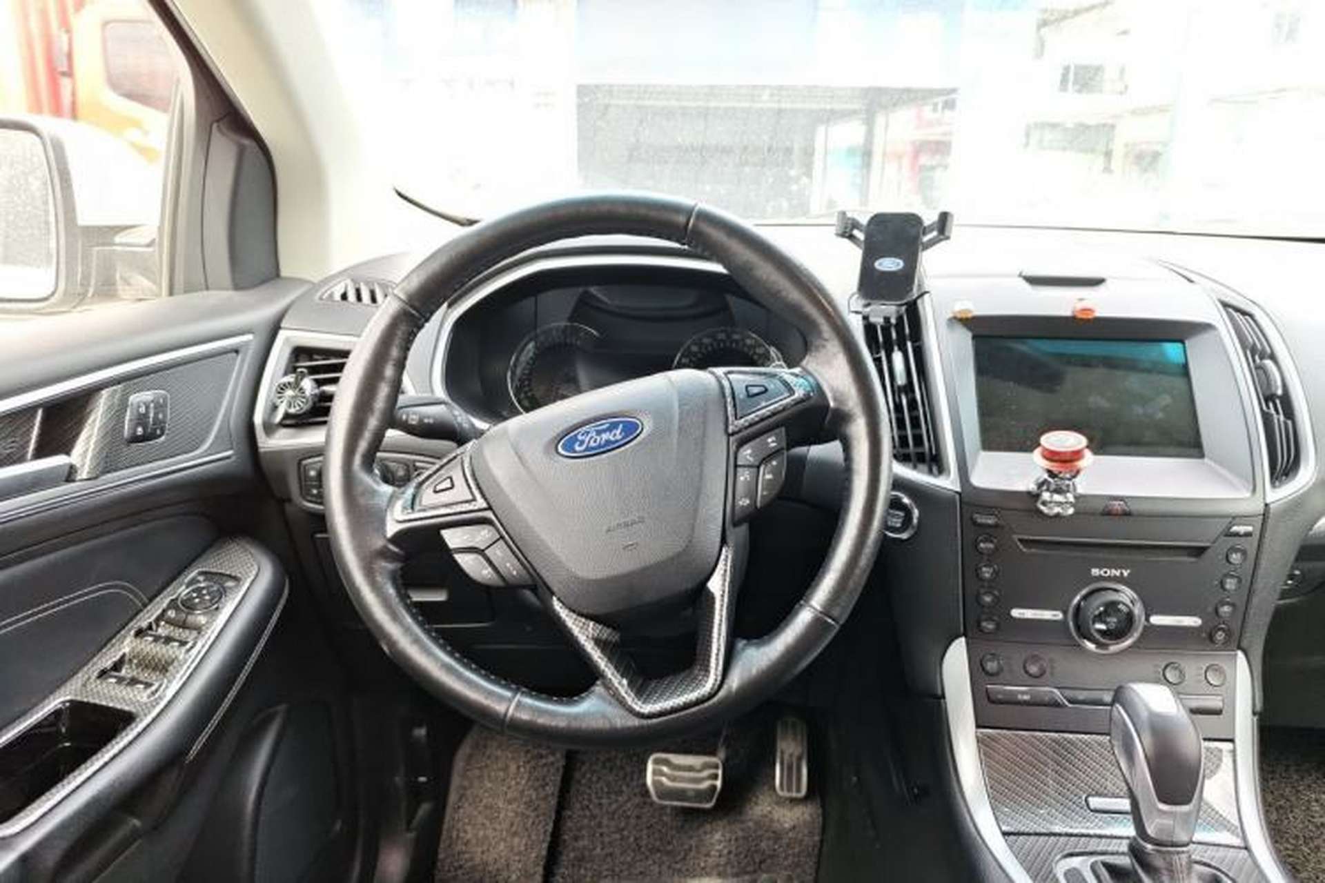 Used Ford Edge 2016 EcoBoost 245 Four-Wheel Drive Titanium 7-Seater Steering Wheel