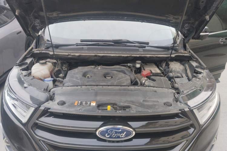 Used Ford Edge 2017 EcoBoost 245 Two-Drive Platinum Edition 5 Seats Engine Bay