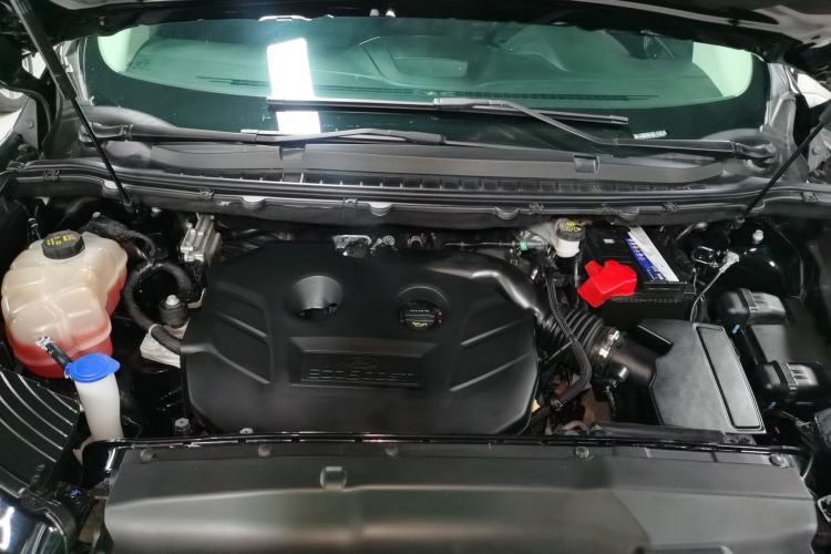 Used Ford Edge 2017 EcoBoost 245 Two-Drive Platinum Edition 5 Seats Engine Bay