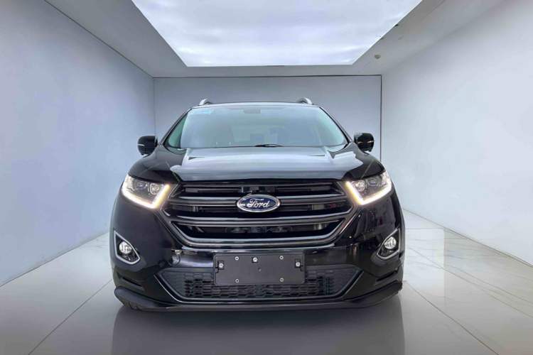 Used Ford Edge 2017 EcoBoost 245 Four-Wheel Drive Sporty 7-Seater Exterior 1